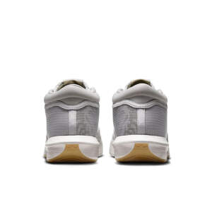 Кросівки Nike Lebron Witness 8