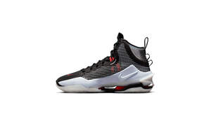 Баскетбольні кросівки Nike GT Jump 1