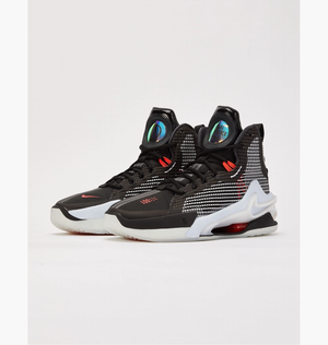 Баскетбольні кросівки Nike GT Jump 1