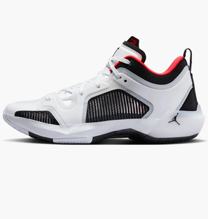 Баскетбольні кросівки Jordan 37 Low