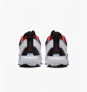 Баскетбольні кросівки Jordan 37 Low