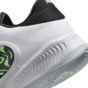 Баскетбольні кросівки Nike Freak 4