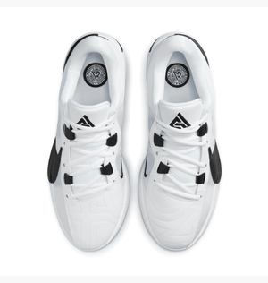 Баскетбольні кросівки Nike Freak 5