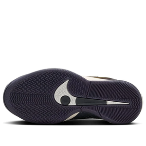 Баскетбольні кросівки Nike Sabrina 2