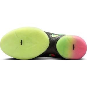 Баскетбольні кросівки Nike Lebron 22