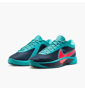 Баскетбольні кросівки Nike Freak 6