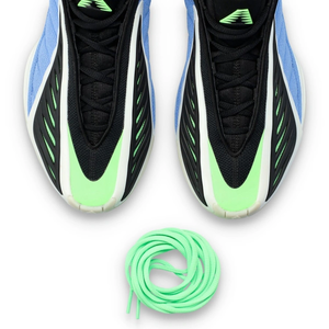 Баскетбольні кросівки Adidas AE2