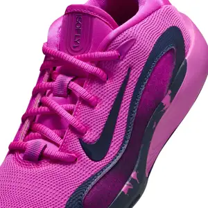 Баскетбольні кросівки Nike IsoFly