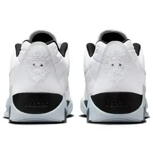 Кросівки Nike Lebron Witness 9