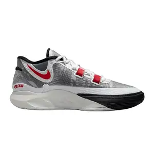 Баскетбольні кросівки Nike Kyrie 8