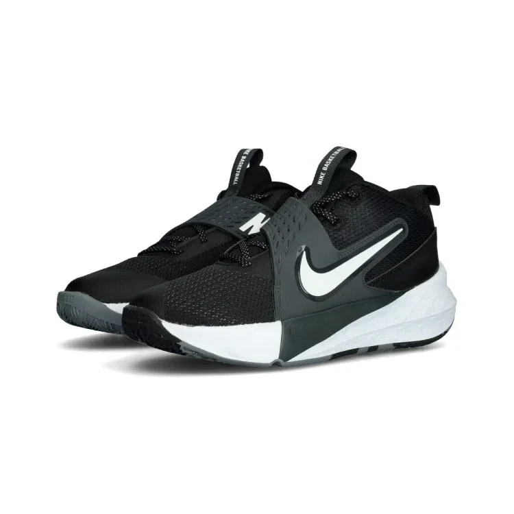 Баскетбольні кросівки Nike Team Hustle D12 Баскетбольні кросівки Nike Team Hustle D12