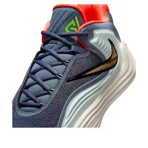 Баскетбольні кросівки Nike Freak 7