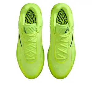 Баскетбольні кросівки Nike Freak 7