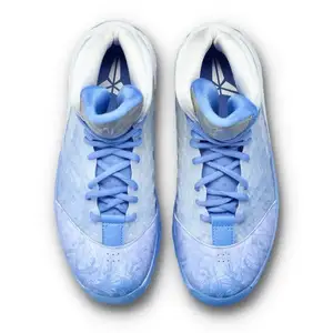 Баскетбольні кросівки Nike Kobe 3 GS "Christmas"